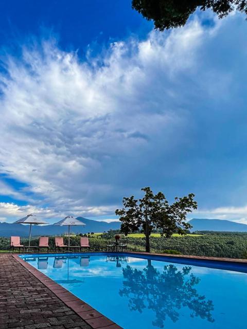 Far Hills Country Hotel Victoria Bay Esterno foto