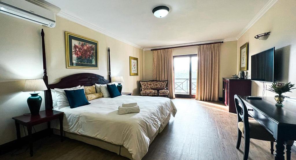 Far Hills Country Hotel Victoria Bay Esterno foto